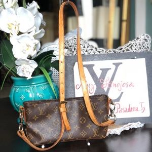 ❤️sold❤️Pre Owned Louis Vuitton Trotteur crossbody